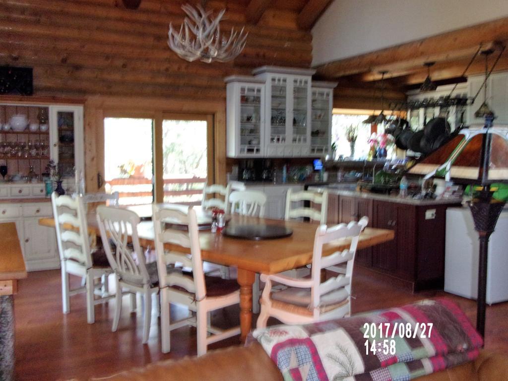 The Cub Inn B&B Гровленд Экстерьер фото